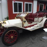 <p>One of the most interesting of the Concours cars on display in Westport is the 1909 Locomobile Pony Tonneau. </p>