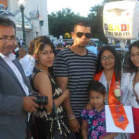 <p>The Hernandez family came to congratulate Jocellyn. From left, 
Jose, Any, Jose Jr, Kayleen, Jocellyn, and Jeannette. 
</p>