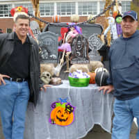 <p>Brothers John and Artie DiRocco organized the Trunk Or Treat event at Cider Mill School.</p>