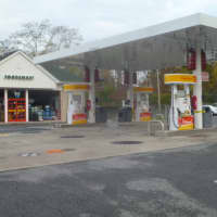 <p>The Ardsley Sunoco gas station had no power and could not pump gas.</p>