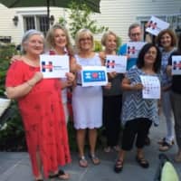 <p>This Democratic crowd is backing Hillary Rodham Clinton in her run for president. </p>