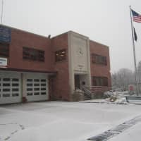 <p>Snow falls on Briarcliff Manor&#x27;s Village Hall and Fire Department Headquarters Wednesday afternoon during the nor&#x27;easter.</p>