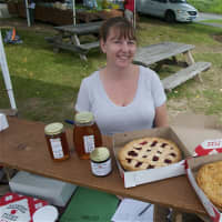 <p>Delicious-looking pies are available from Oronoque Farms.</p>