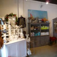 <p>DawnDon Designs has jewelry, accessories and clothes.</p>