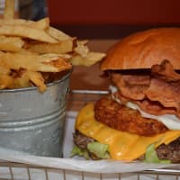 <p>One of Burger Barn&#x27;s offerings.</p>
