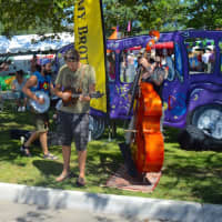 <p>The Brummy Brothers were one of several roaming artists performing at various spots throughout the festival.</p>