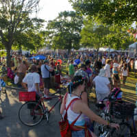 <p>Festival-goers flock to the Green Vibes area of the festival.</p>