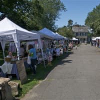<p>The Rowayton Farmers Market is a popular destination on Friday afternoons.</p>