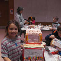 <p>Sofia Jacobson wanted to make a New York City-themed gingerbread house.</p>
