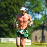 <p>The Pineapple Classic is a fun, Hawaiian-themed 5k run with obstacles throughout the course</p>