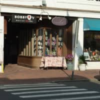 <p>Bobby Q&#x27;s on Main Street in Westport will soon open a pop-up cafe outside the restaurant, following approval from the Board of Selectmen.</p>