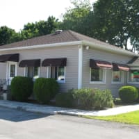 <p>Mario’s Restaurant and Pizza in Mahopac is known for its Bronx-style pizza.</p>