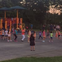 <p>The students of Claremont School enjoyed a welcome back on Friday with a family picnic sponsored by the Ossining Upper Elementary PTA at Claremont School. </p>