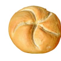 <p>The Kaiser roll is among 10 foods that are popular on Long Island.</p>