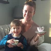 <p>Sarah Rose enjoys tea time with her son Jasper.</p>