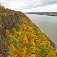 Take A Scenic Drive Up The Hudson This Fall On The Palisades Parkway