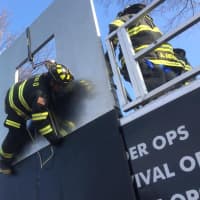 <p>The system allows firefighters to descend from upper floors quickly.</p>