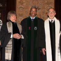 Bedford Faithful Come Together For Interfaith Thanksgiving Service 