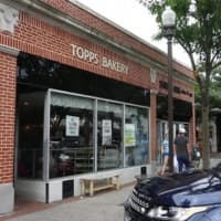 <p>Jacqueline and R. Heath Lachman have sold Topps Bakery in Bronxville.</p>