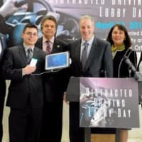 <p>Senator Terrance Murphy and others are working to pass legislation that would help prevent distracted driving.</p>