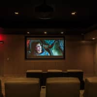 <p>&quot;The Modern&quot; has a mini movie theater that is open to all tenants.</p>