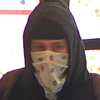 <p>A man is wanted for allegedly attempting to rob a Long Island bank.</p>
