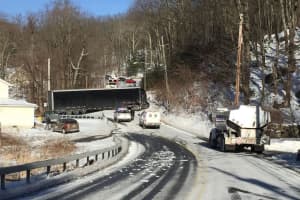 Truck Gets Stuck On Busy Roadway In Putnam
