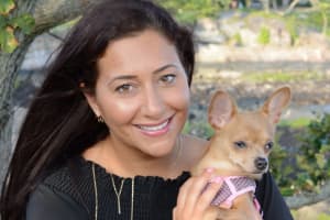 Larchmont Therapist Uses Dog To Help Reach Clients