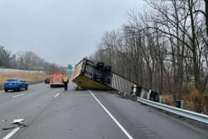 I-95 Northbound Lanes Near Neshaminy Creek Closes After Tractor Trailer Overturns
