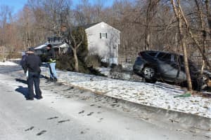 One Hospitalized After Car Crashes Into Tree In Putnam