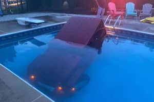 Carpooling Goes Wrong, Jeep Dives Into Pennsylvania Pool (Photos)