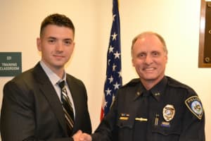 Darien Police Welcome New Officer