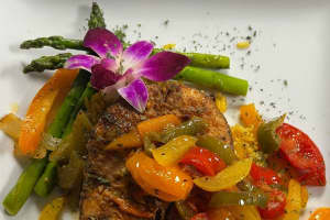 Westchester Eatery Features Caribbean Flair With Relaxed Comfort