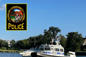 Sinking Boat With 5 Passengers Rescued By Greenwich Police Marine Unit