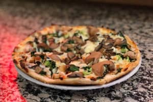 New Pizzeria Opens In Paramus