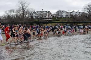 Peekskill Rings In 2017 With Annual Polar Plunge