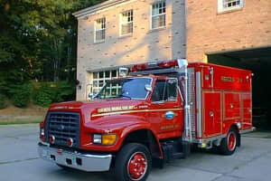 Goldens Bridge FD Opens Its Fire Truck Bays To Local Residents
