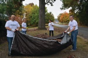 Dozens Volunteer On Poughkeepsie Agency's 'Make A Difference Day'