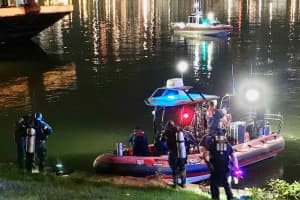Three Killed As Car Plunges Into Anacostia River