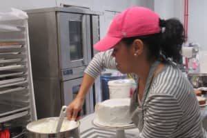 Paterson Mom Makes Custom Cakes In Clifton