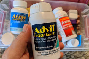 Ibuprofen Doesn't Make COVID-19 Symptoms Worse, Experts Say