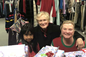 Actress Glenn Close, Friends Help Brighten Holidays For Seven Families In Northern Westchester