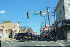 Jersey City Police Standoff Ends Peacefully
