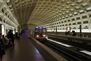 Man Struck, Killed By Metro Train In Virginia; Service Temporarily Suspended (DEVLOPING)