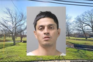 Man Accused Of Exposing Himself To Teens At Valley Stream Village Green Park