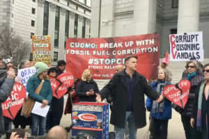 Actor, Activists Rally Outside Trial Of Ex-Cuomo Aide From Westchester