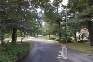 String Of Thefts From Vehicles Reported In Neighboring Darien Homes