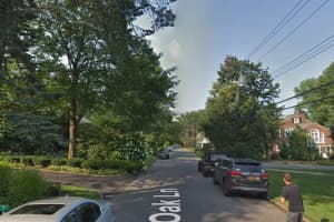 Police In Scarsdale Called To Investigate Suspicious Man Peeking In Cars