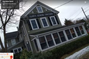 Grey Horse Tavern, Popular Farm-To-Table Restaurant In Bayport, To Close