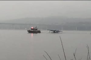 Small Plane Makes Emergency Landing In Hudson River